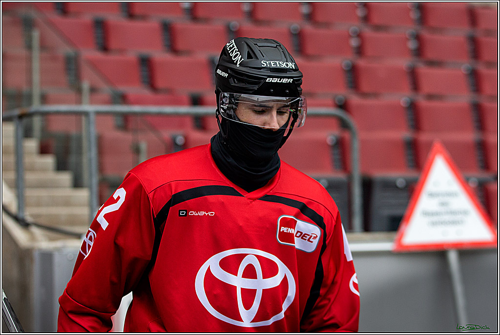 PENNY DEL; Koelner Haie Wintergame Training; Koeln, 02.12.2022